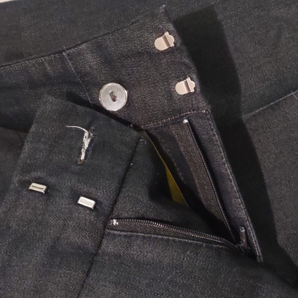 Mossimo size 10 charcoal gray ankle trouser. - Picture 4 of 6